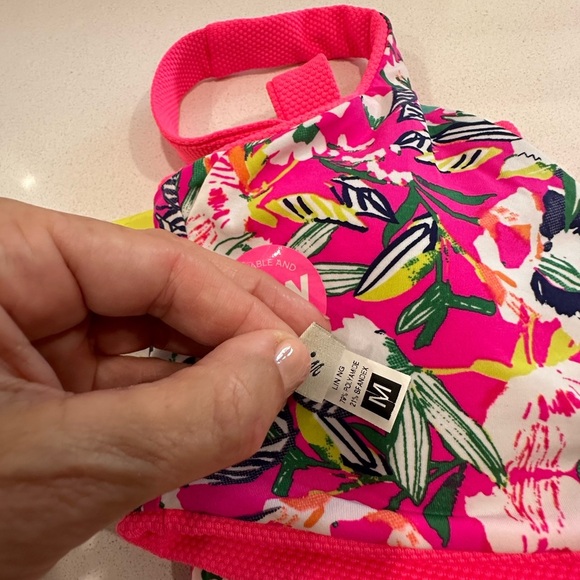 Maaji Fuchsia Dianthus Danzel Reversible Bikini Top. - Picture 8 of 8